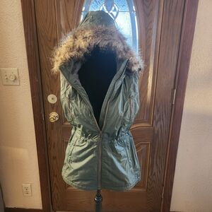 Athleta Green Fur-Trimmed Hooded Jacket